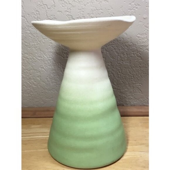 Vintage Haeger Pottery Candle Holder 3184 White Fade To Green Matt Glaze 7.5 In - Picture 4 of 11